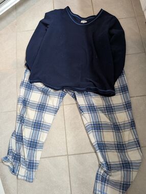 PajamaGram Women's Navy Top and Blue Plaid Pajama Set, Size 1x
